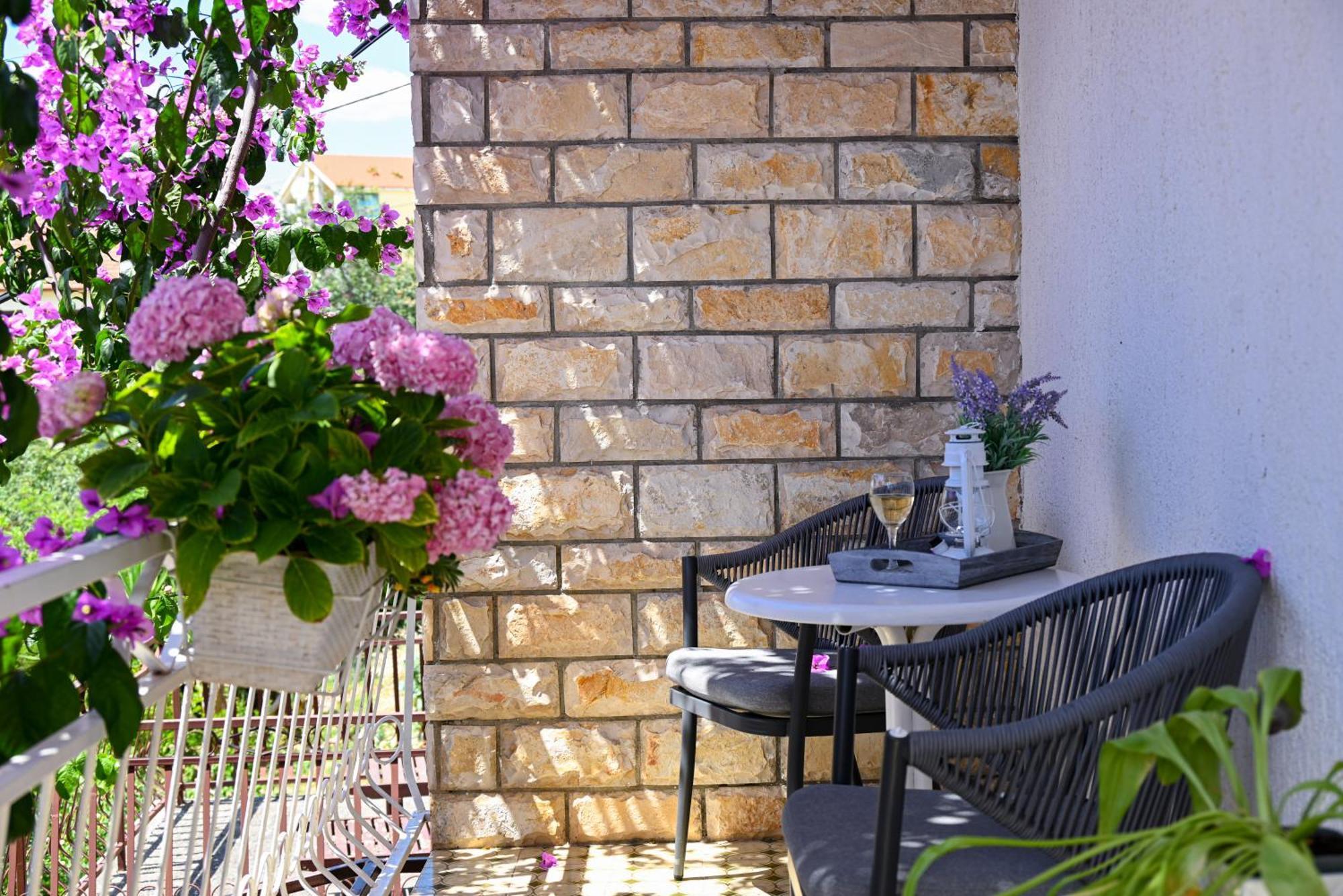 Apartment Spira Puovica Trogir Ruang foto