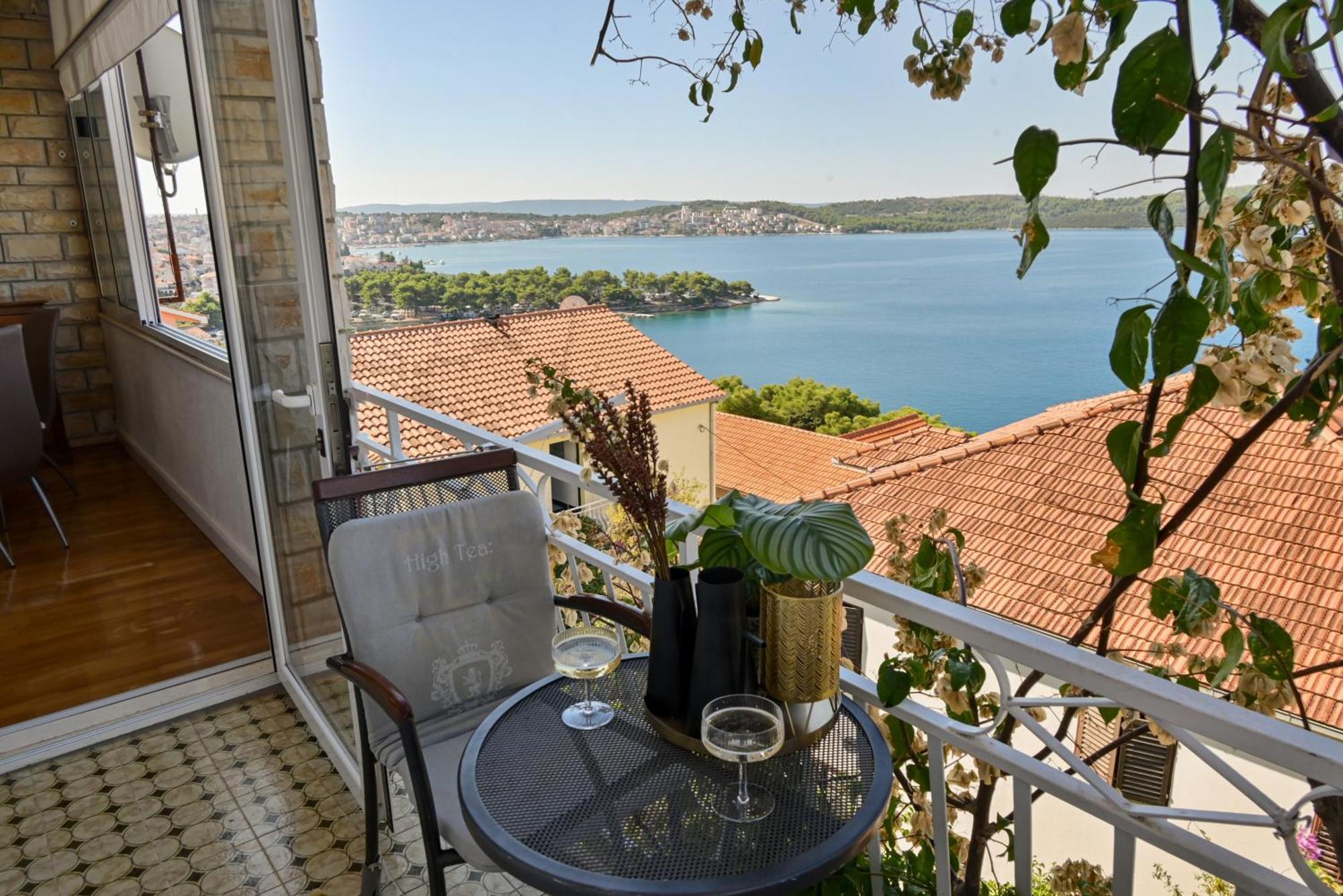 Apartment Spira Puovica Trogir Bagian luar foto