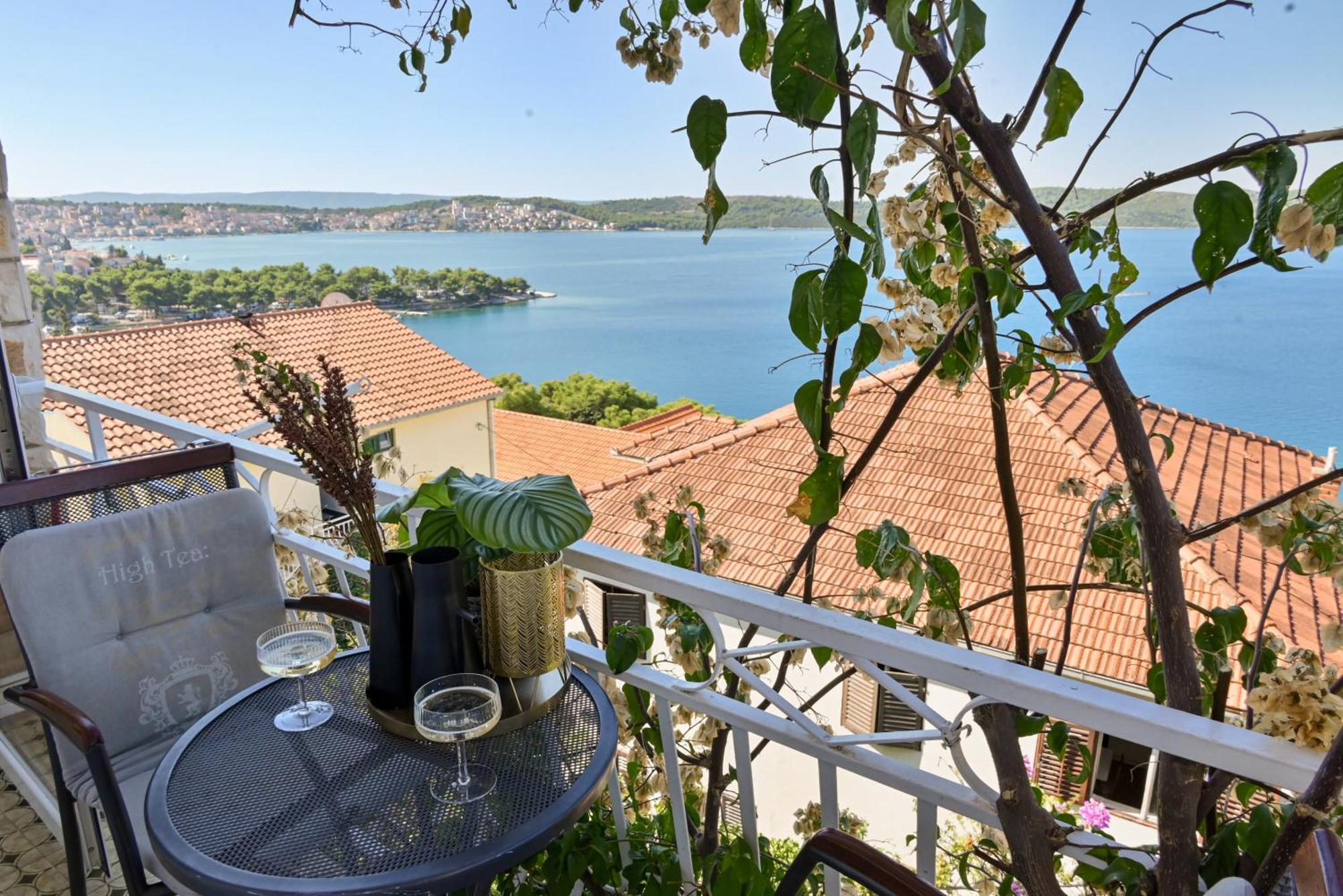 Apartment Spira Puovica Trogir Bagian luar foto