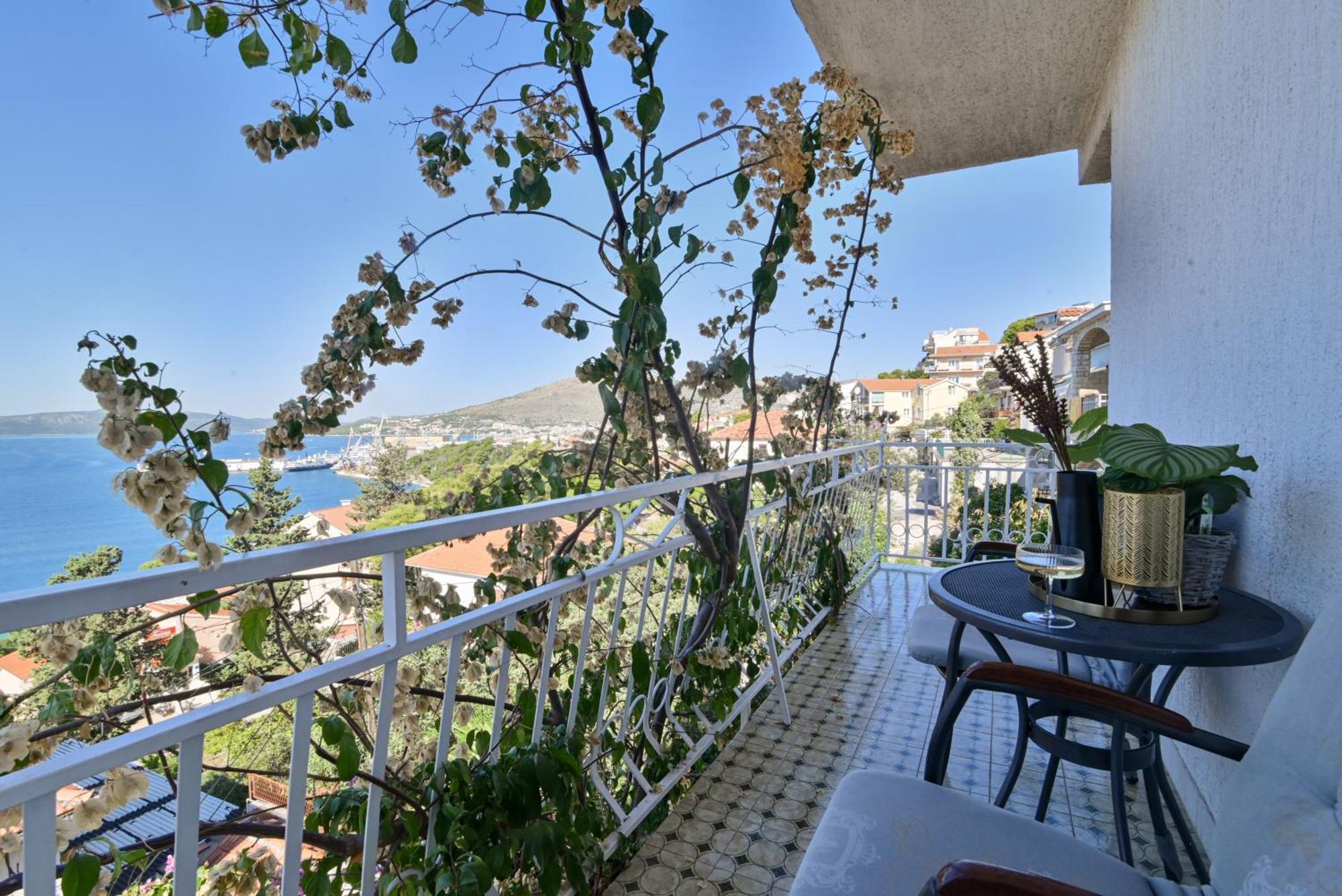 Apartment Spira Puovica Trogir Bagian luar foto