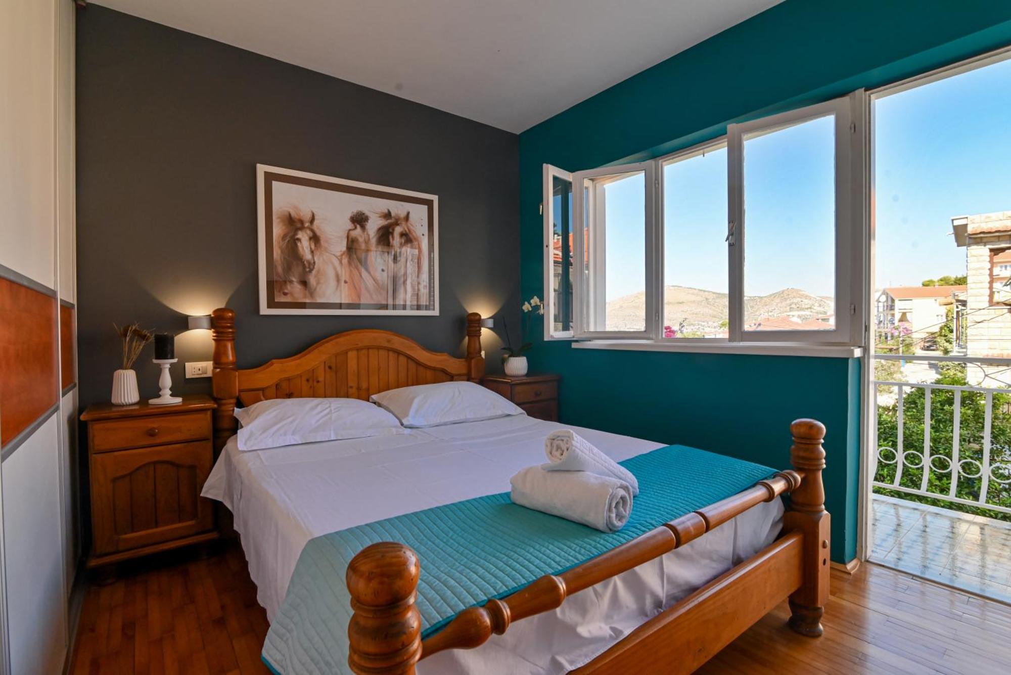 Apartment Spira Puovica Trogir Bagian luar foto