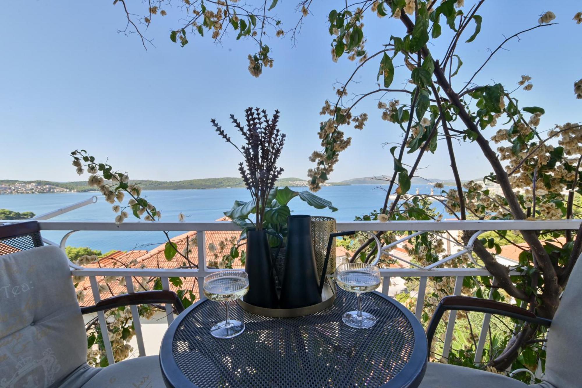 Apartment Spira Puovica Trogir Bagian luar foto